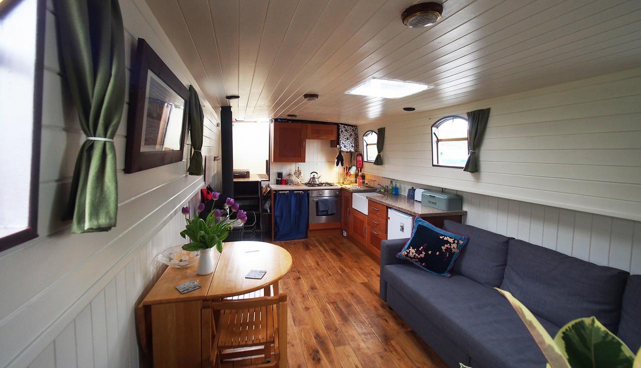 Roisin Dubh Houseboat Ξενοδοχείο Sallins Εξωτερικό φωτογραφία
